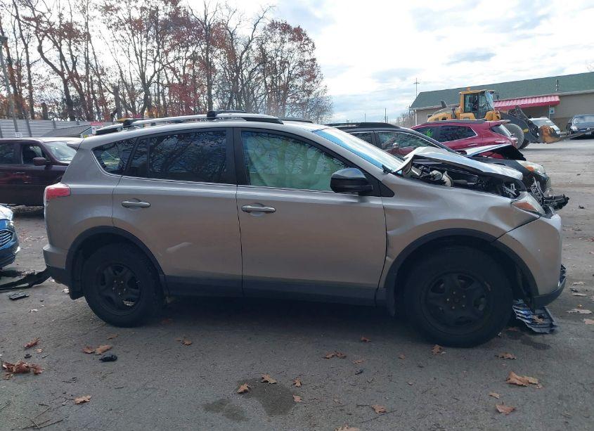 Photo 14 of 2017 Toyota Rav4 LE (VIN 2T3BFREV5HW648845)