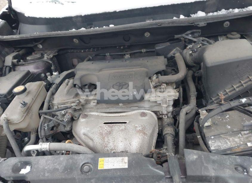 Photo 10 of 2018 Toyota Rav4 LE (VIN 2T3BFREV5JW788982)