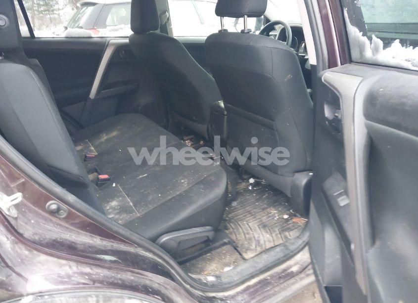 Photo 8 of 2018 Toyota Rav4 LE (VIN 2T3BFREV5JW788982)