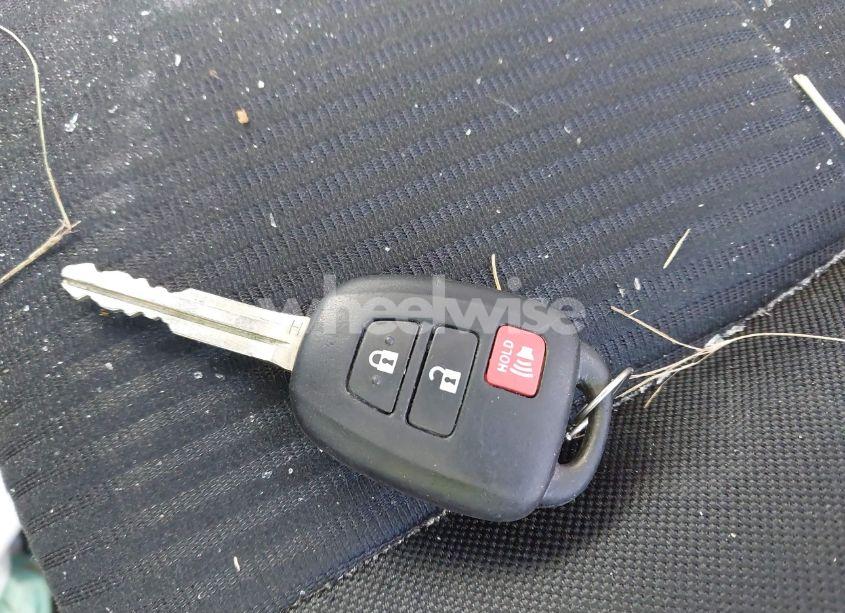 Photo 11 of 2018 Toyota Rav4 LE (VIN 2T3BFREV5JW789517)