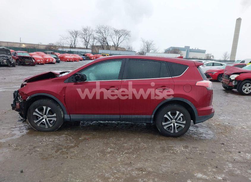 Photo 14 of 2018 Toyota Rav4 LE (VIN 2T3BFREV5JW805408)