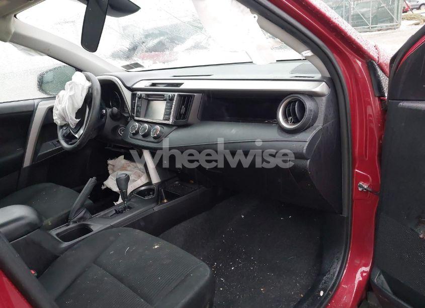 Photo 5 of 2018 Toyota Rav4 LE (VIN 2T3BFREV5JW805408)