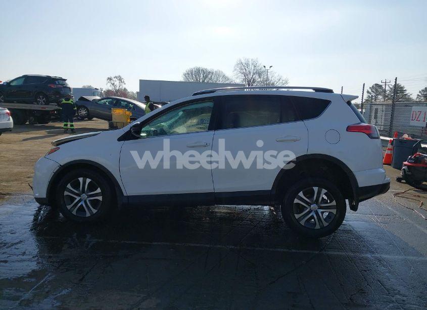 Photo 15 of 2018 Toyota Rav4 LE (VIN 2T3BFREV5JW854513)