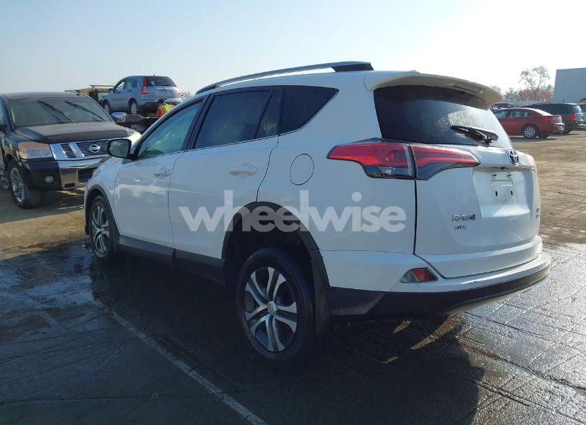 Photo 3 of 2018 Toyota Rav4 LE (VIN 2T3BFREV5JW854513)