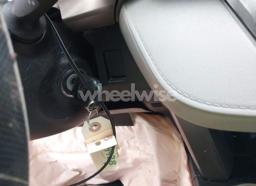 Photo 11 of 2013 Toyota Rav4 LE (VIN 2T3BFREV6DW034008)