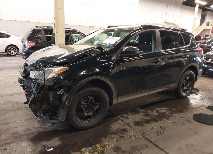 Photo 2 of 2014 Toyota Rav4 LE (VIN 2T3BFREV6EW180488)