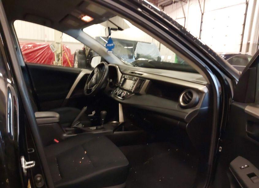 Photo 5 of 2014 Toyota Rav4 LE (VIN 2T3BFREV6EW180488)