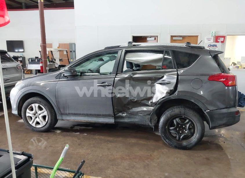 Photo 14 of 2014 Toyota Rav4 LE (VIN 2T3BFREV6EW209438)