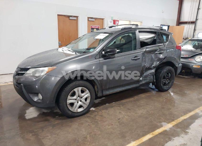 Photo 2 of 2014 Toyota Rav4 LE (VIN 2T3BFREV6EW209438)