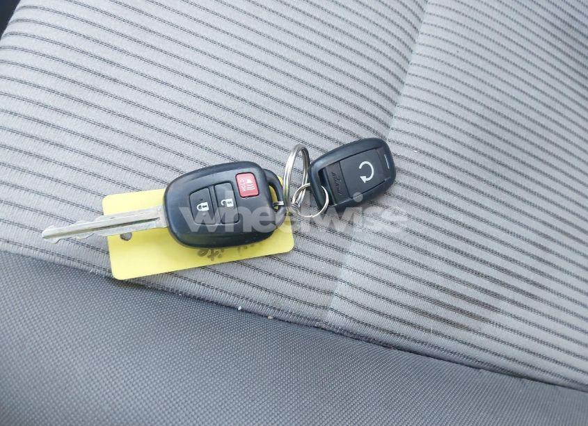 Photo 11 of 2014 Toyota Rav4 LE (VIN 2T3BFREV6EW227907)