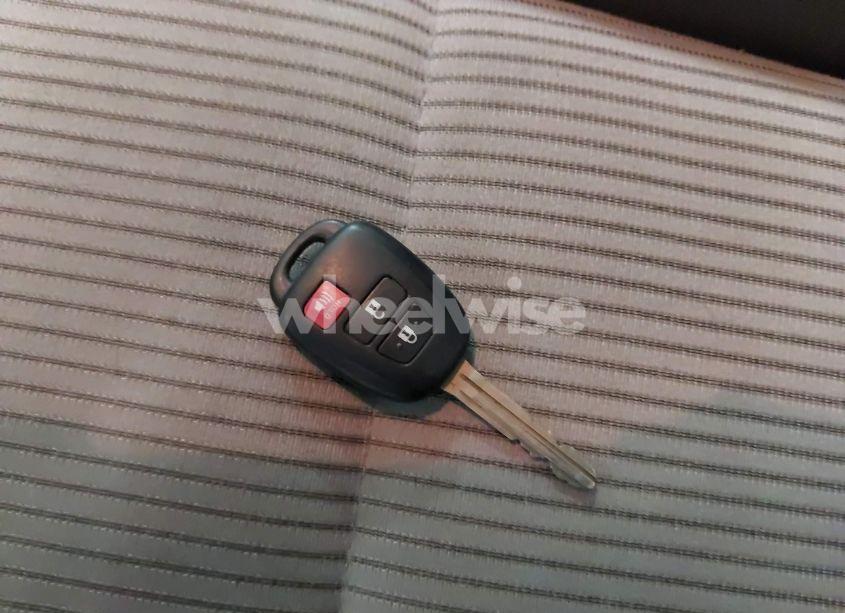 Photo 11 of 2015 Toyota Rav4 LE (VIN 2T3BFREV6FW240674)