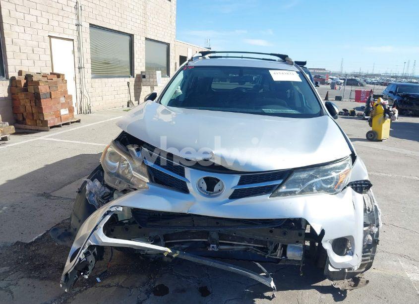 Photo 6 of 2015 Toyota Rav4 LE (VIN 2T3BFREV6FW262450)