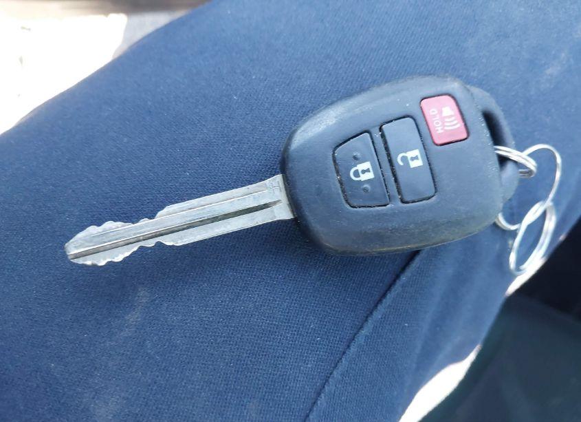 Photo 11 of 2015 Toyota Rav4 LE (VIN 2T3BFREV6FW344646)