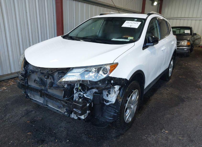 Photo 2 of 2015 Toyota Rav4 LE (VIN 2T3BFREV6FW351256)