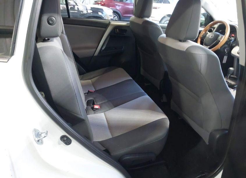 Photo 8 of 2015 Toyota Rav4 LE (VIN 2T3BFREV6FW351256)