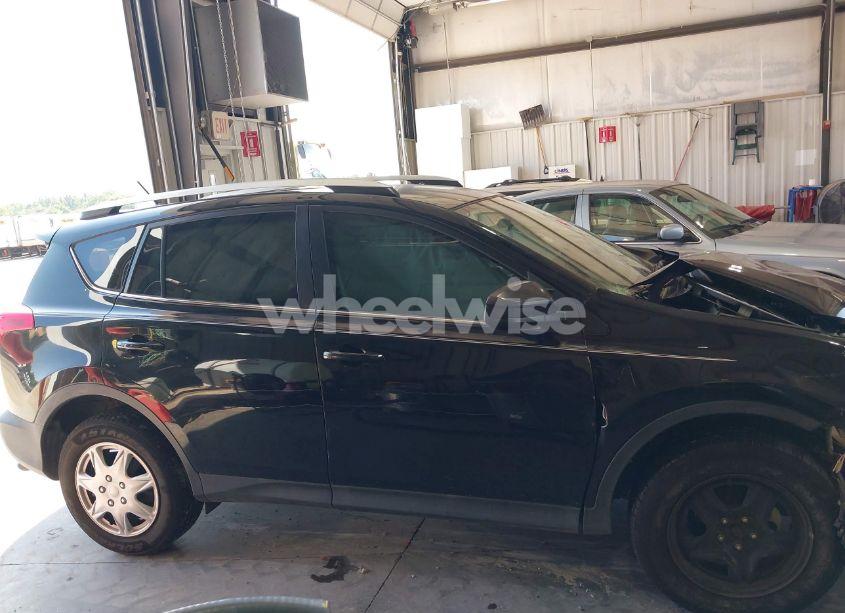 Photo 13 of 2015 Toyota Rav4 LE (VIN 2T3BFREV6FW365089)