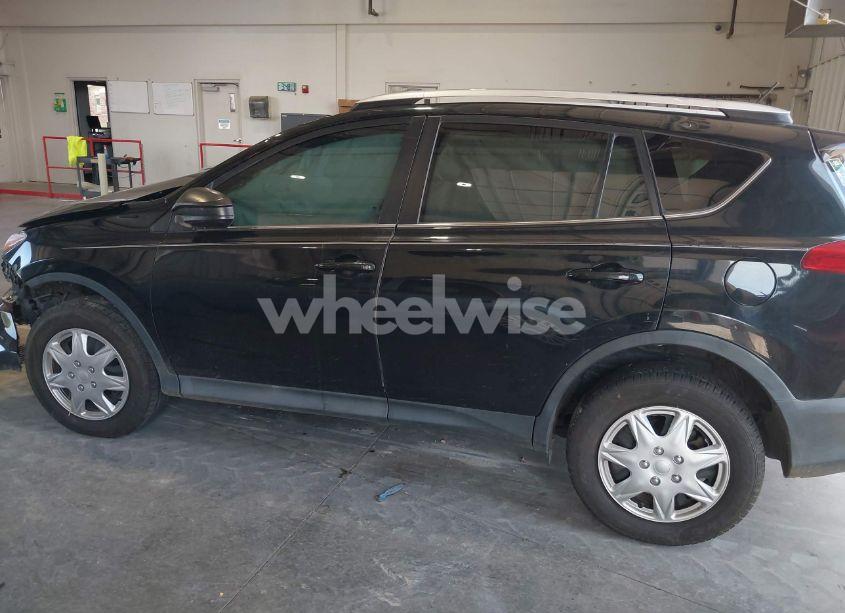 Photo 14 of 2015 Toyota Rav4 LE (VIN 2T3BFREV6FW365089)