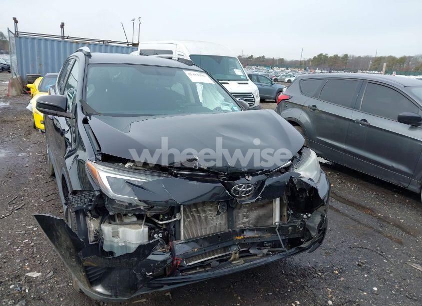 Photo 12 of 2016 Toyota Rav4 LE (VIN 2T3BFREV6GW418102)