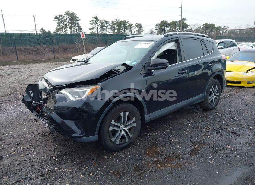 Photo 2 of 2016 Toyota Rav4 LE (VIN 2T3BFREV6GW418102)