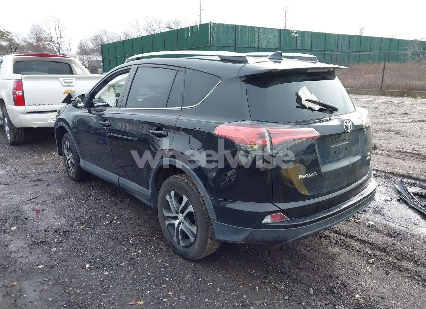 Photo 3 of 2016 Toyota Rav4 LE (VIN 2T3BFREV6GW418102)