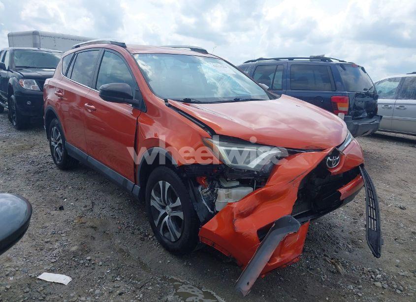 2016 Toyota Rav4 LE (VIN 2T3BFREV6GW435899) main photo