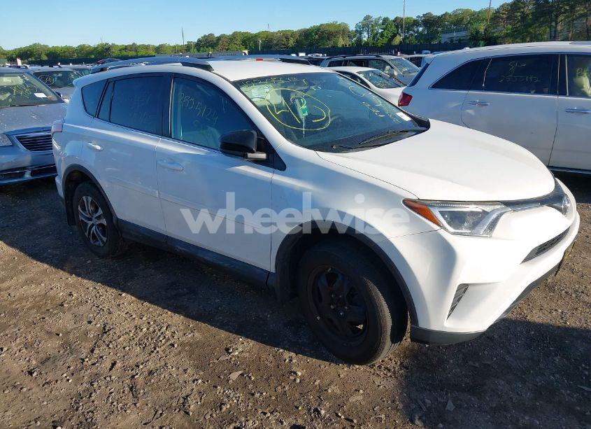 2016 Toyota Rav4 LE (VIN 2T3BFREV6GW511931) main photo