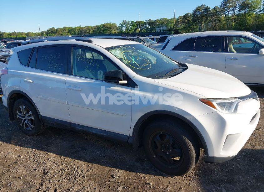 Photo 12 of 2016 Toyota Rav4 LE (VIN 2T3BFREV6GW511931)