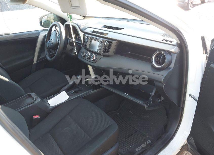 Photo 5 of 2016 Toyota Rav4 LE (VIN 2T3BFREV6GW511931)