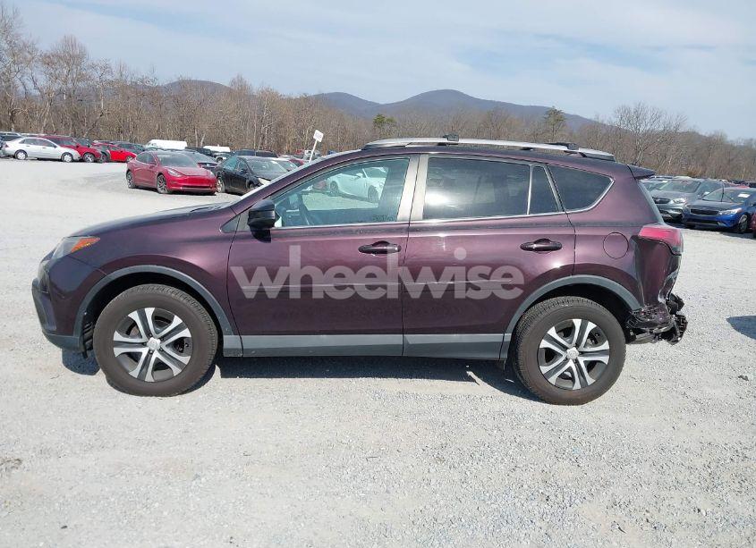 Photo 14 of 2016 Toyota Rav4 LE (VIN 2T3BFREV6GW521035)