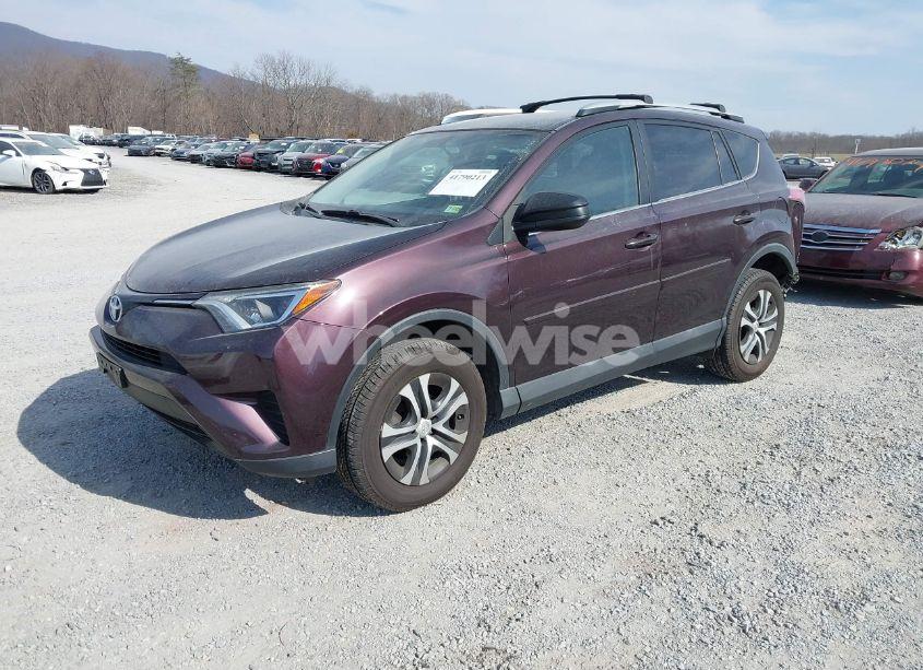 Photo 2 of 2016 Toyota Rav4 LE (VIN 2T3BFREV6GW521035)
