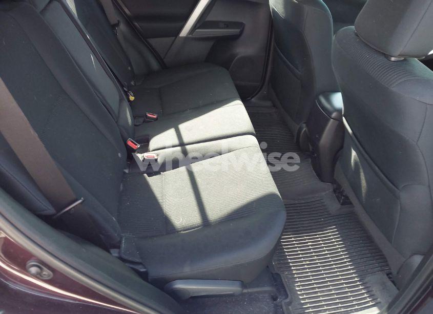 Photo 8 of 2016 Toyota Rav4 LE (VIN 2T3BFREV6GW521035)
