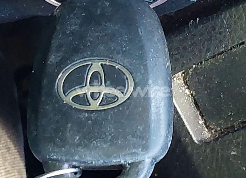 Photo 11 of 2017 Toyota Rav4 LE (VIN 2T3BFREV6HW644870)