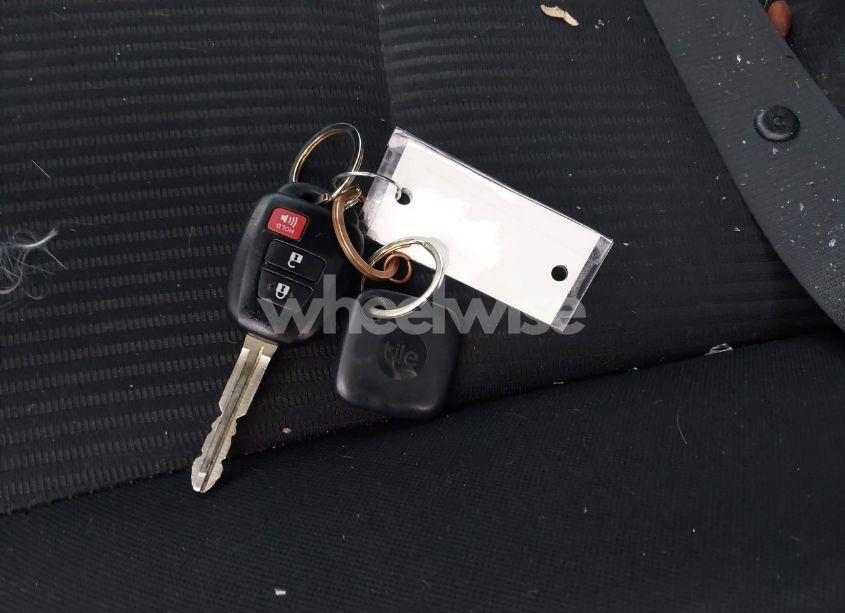 Photo 11 of 2018 Toyota Rav4 LE (VIN 2T3BFREV6JW721534)