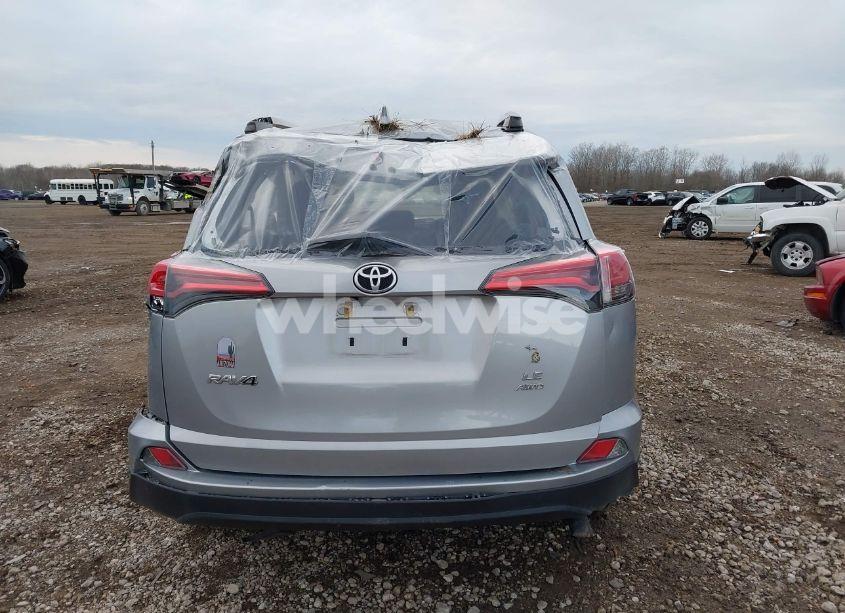 Photo 16 of 2018 Toyota Rav4 LE (VIN 2T3BFREV6JW721534)