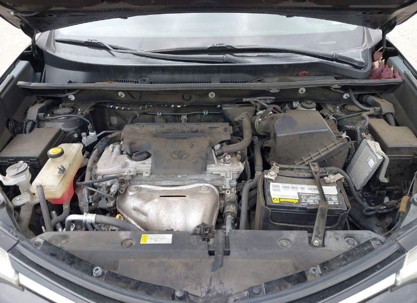 Photo 10 of 2018 Toyota Rav4 LE (VIN 2T3BFREV6JW740715)