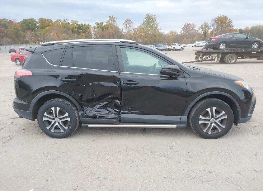Photo 13 of 2018 Toyota Rav4 LE (VIN 2T3BFREV6JW740715)