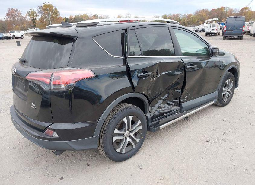 Photo 4 of 2018 Toyota Rav4 LE (VIN 2T3BFREV6JW740715)