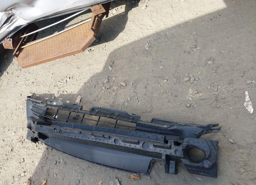 Photo 12 of 2018 Toyota Rav4 LE (VIN 2T3BFREV6JW752203)