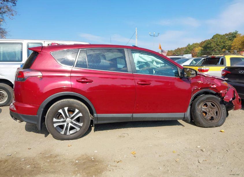 Photo 14 of 2018 Toyota Rav4 LE (VIN 2T3BFREV6JW752203)