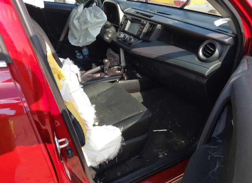 Photo 5 of 2018 Toyota Rav4 LE (VIN 2T3BFREV6JW752203)