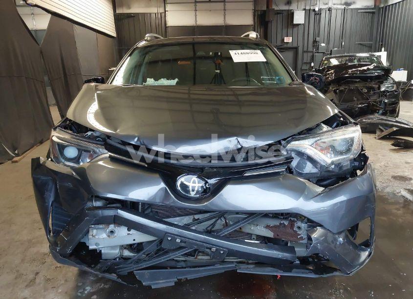 Photo 12 of 2018 Toyota Rav4 LE (VIN 2T3BFREV6JW773424)