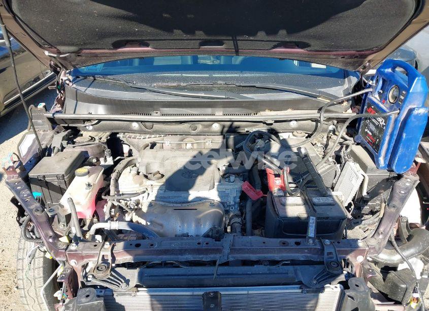 Photo 10 of 2018 Toyota Rav4 LE (VIN 2T3BFREV6JW821813)