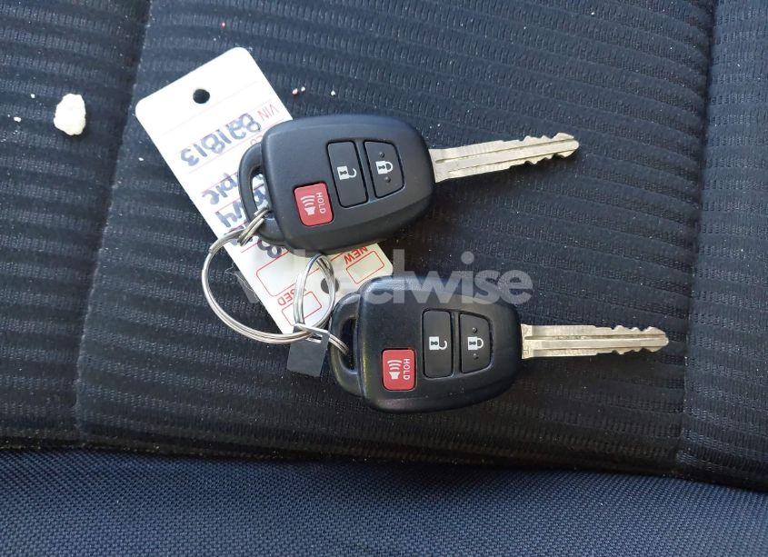 Photo 11 of 2018 Toyota Rav4 LE (VIN 2T3BFREV6JW821813)