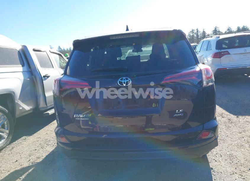 Photo 17 of 2018 Toyota Rav4 LE (VIN 2T3BFREV6JW821813)