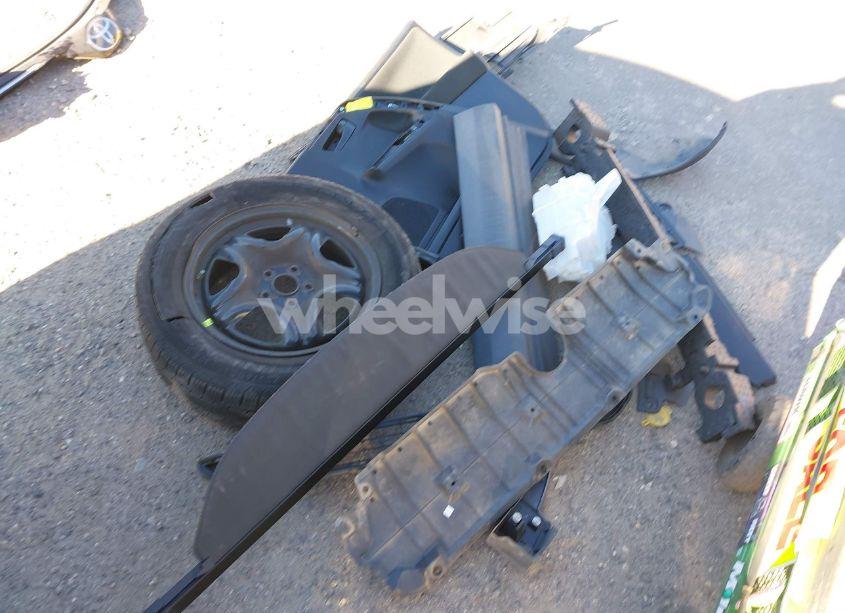 Photo 18 of 2018 Toyota Rav4 LE (VIN 2T3BFREV6JW821813)