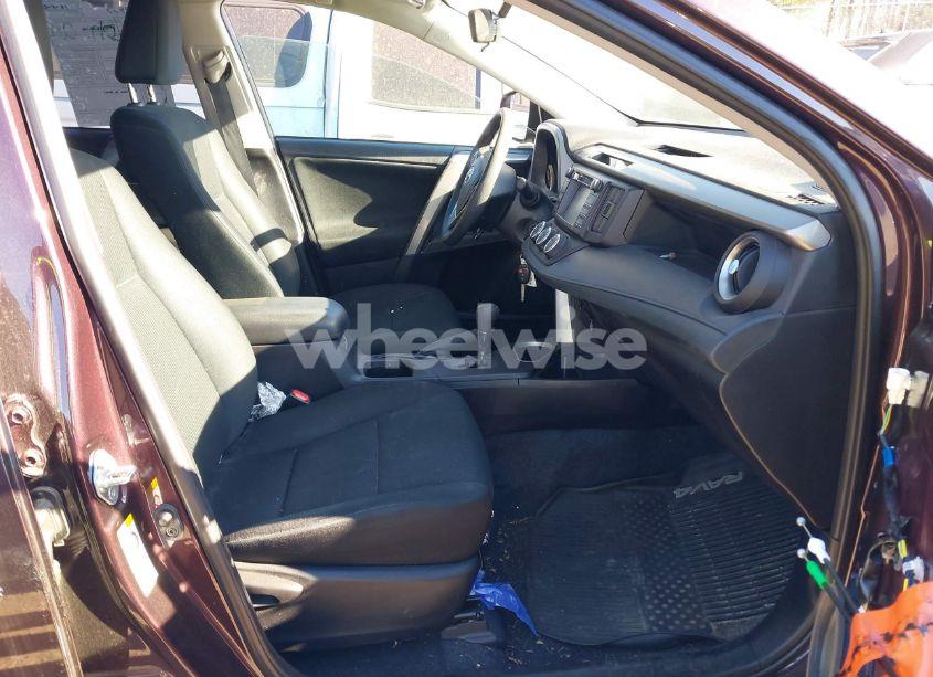 Photo 5 of 2018 Toyota Rav4 LE (VIN 2T3BFREV6JW821813)