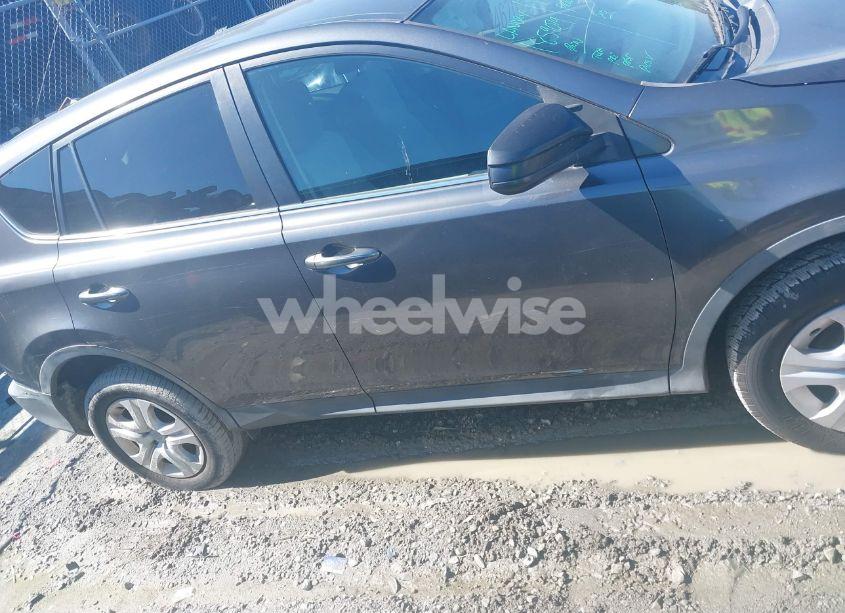 Photo 13 of 2013 Toyota Rav4 LE (VIN 2T3BFREV7DW026466)