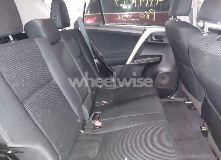 Photo 8 of 2015 Toyota Rav4 LE (VIN 2T3BFREV7FW297479)