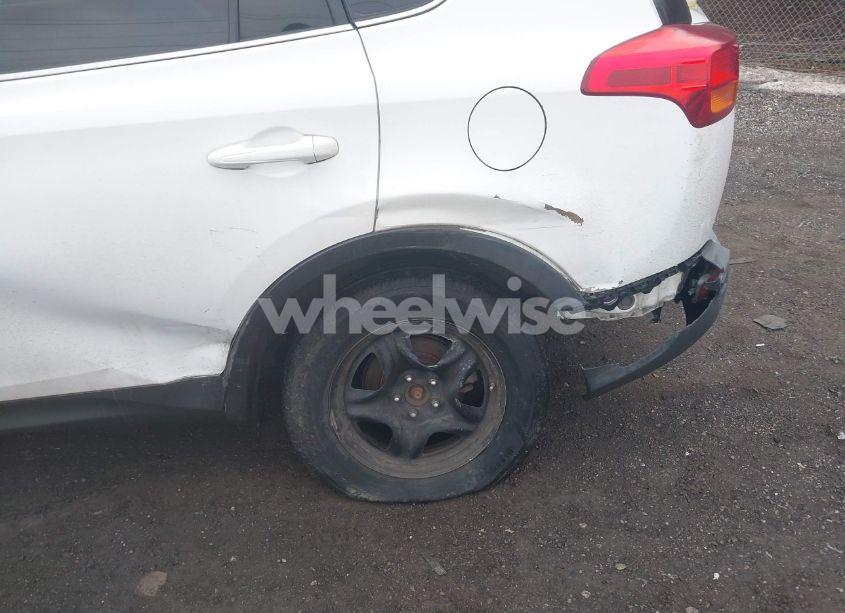 Photo 6 of 2015 Toyota Rav4 LE (VIN 2T3BFREV7FW318038)