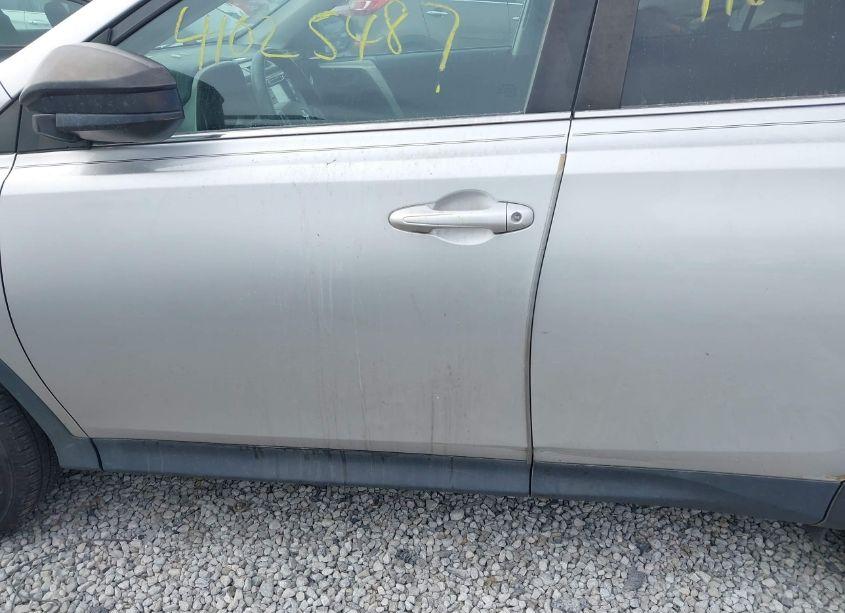 Photo 14 of 2015 Toyota Rav4 LE (VIN 2T3BFREV7FW325149)